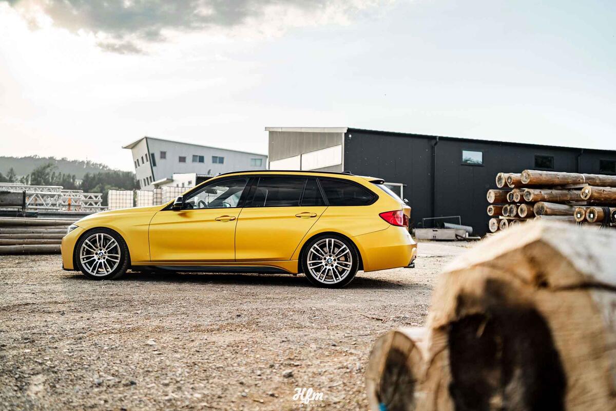 BMW 330 Foliert in gelb/gold Matt GBwrapping